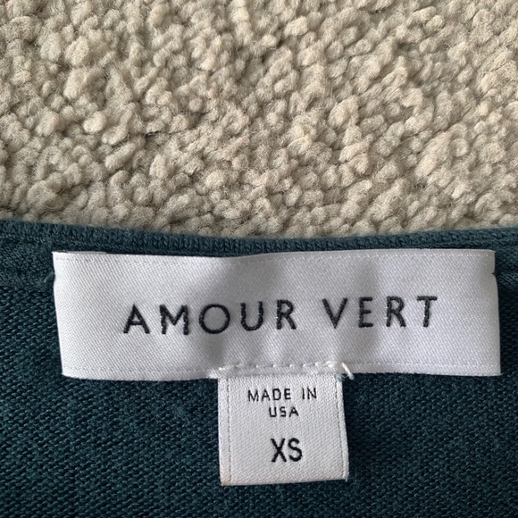 Amour Vert XS cold shoulder teal long sleeve shirt - Picture 4 of 4